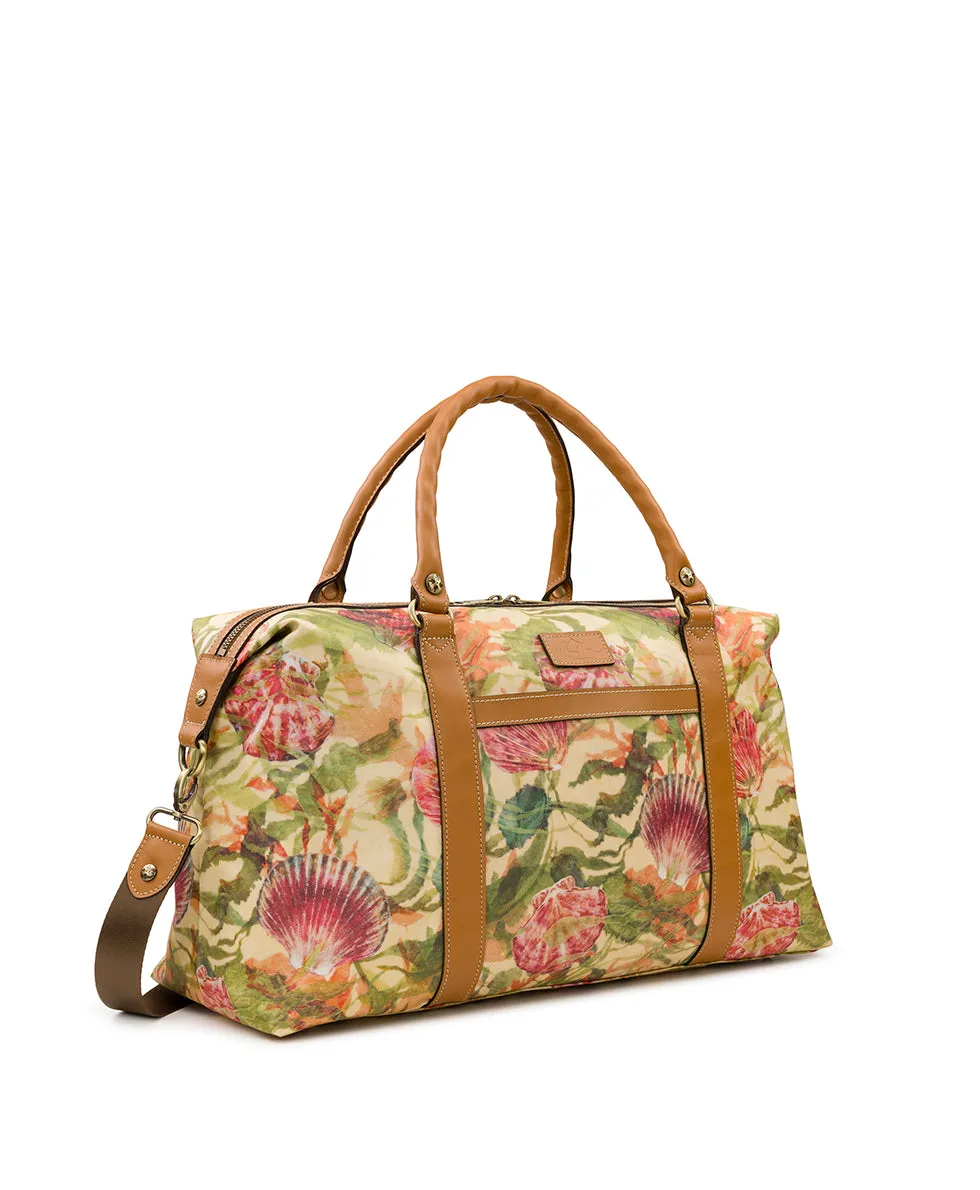 Cerasella Overnighter Duffel - Patina Coated Linen Canvas Seashells by the Seashore