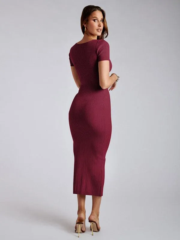 Chic Ribbed Midi Dress with Flirty Side Slits