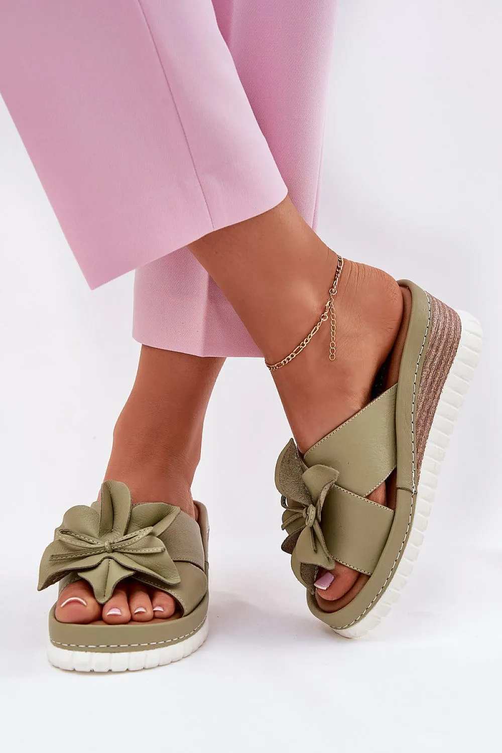 Flip-flops model 212351 Step in style