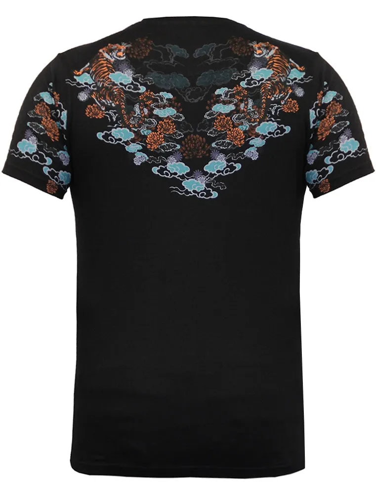Gozen Tiger Print Crew Neck T-Shirt in Black