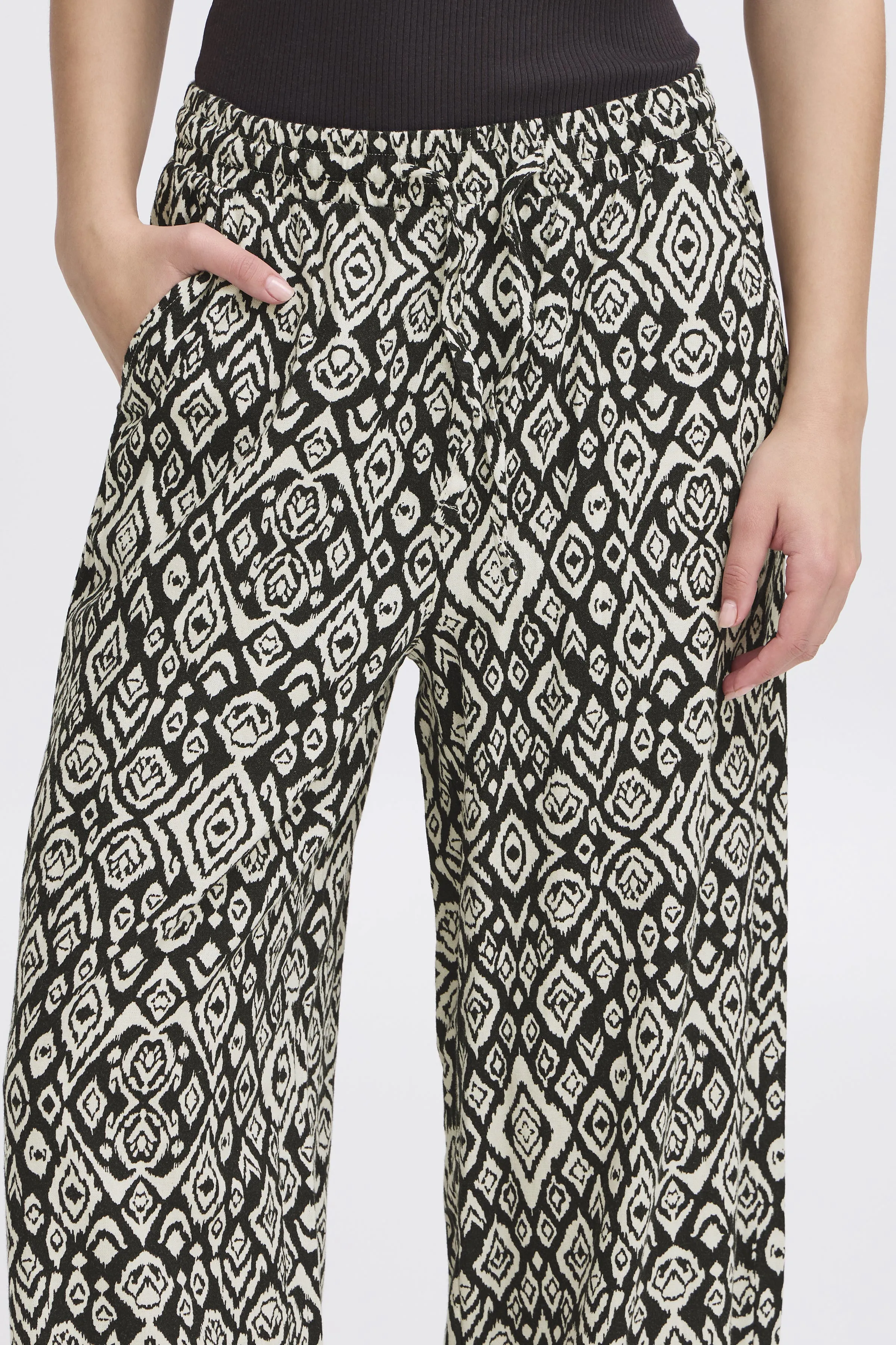 ICHI Wide Leg Pant || Diamond Ikat