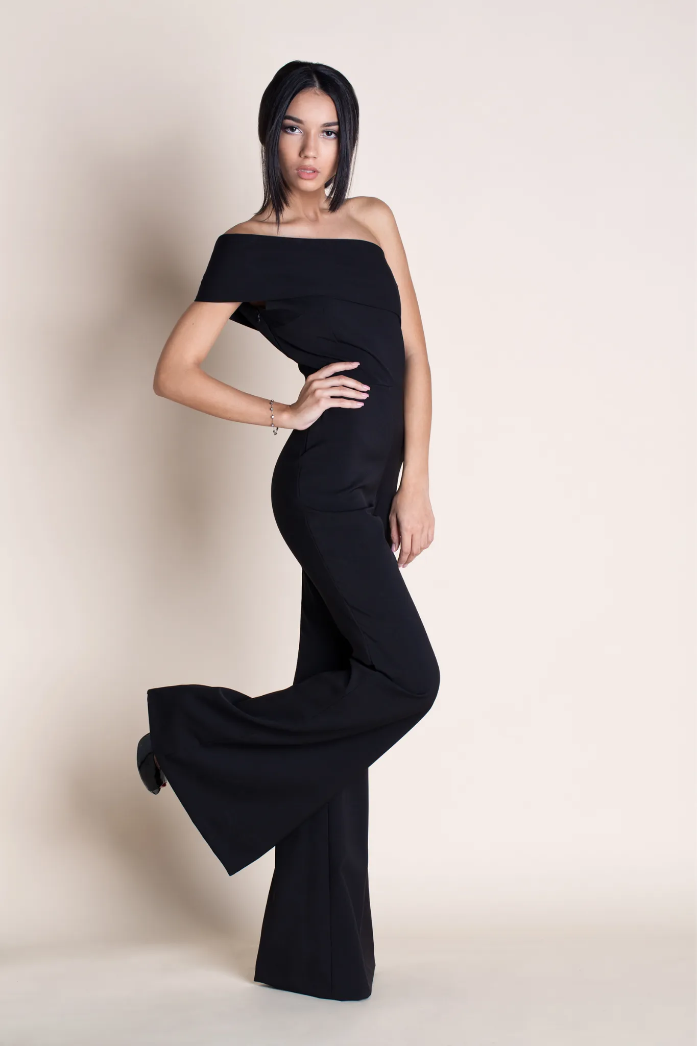 SARA - Off The Shoulder Jumpsuit Pattern