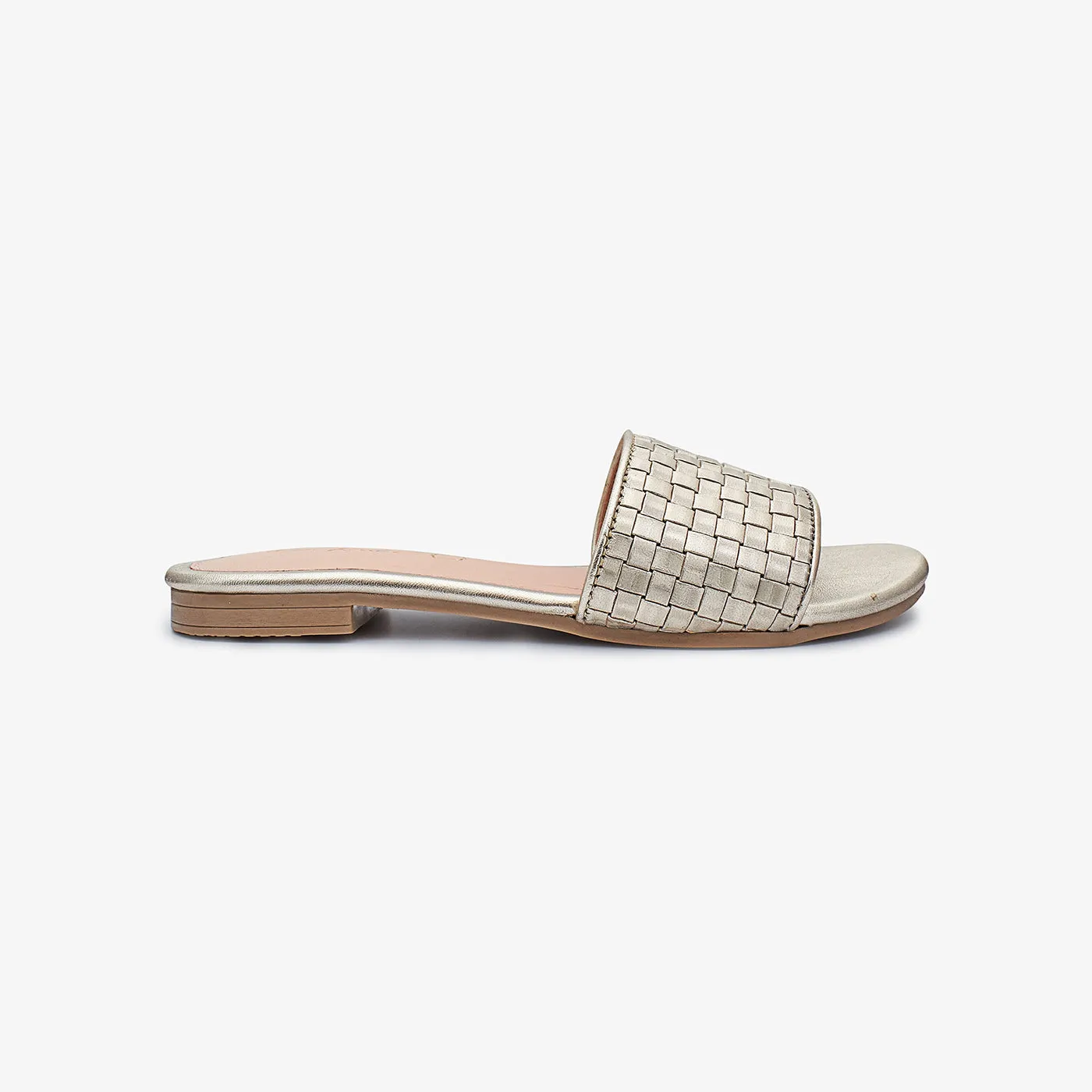 Textured Ladies Leather Chappals