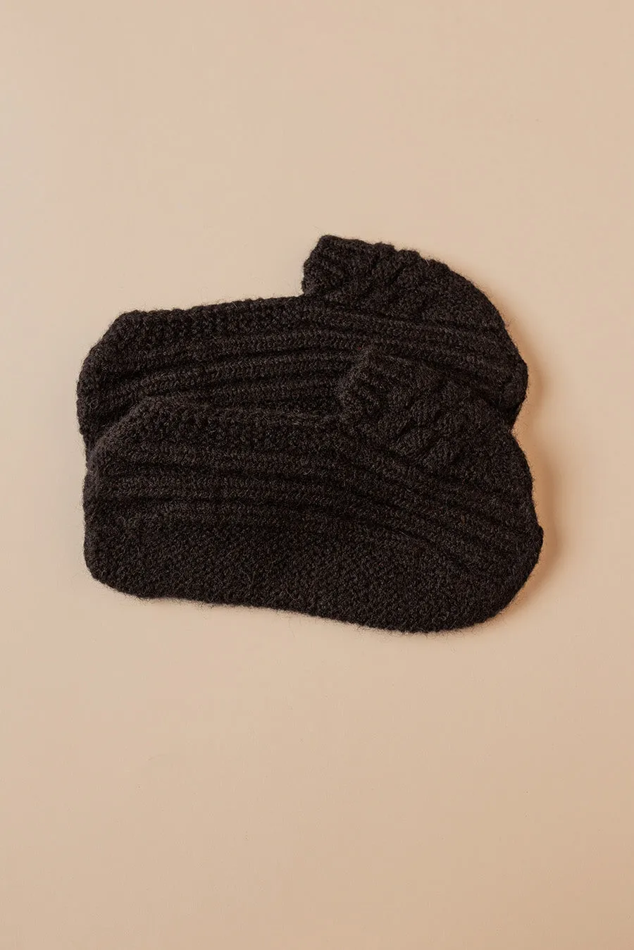 Ugentino Slippers Baby Llama & Wool Color Black