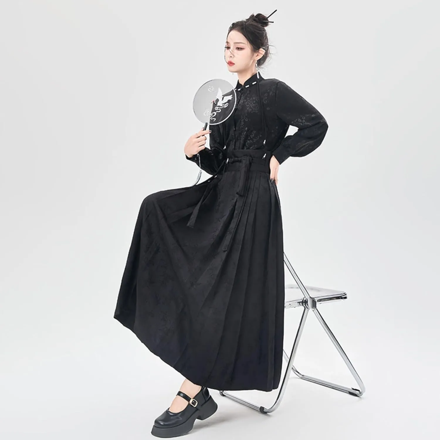 Women's Spring/Summer Chinese-Style Pleated Skirt with Horse face Design.